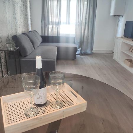 Apartamento Cameros Хака Екстер'єр фото