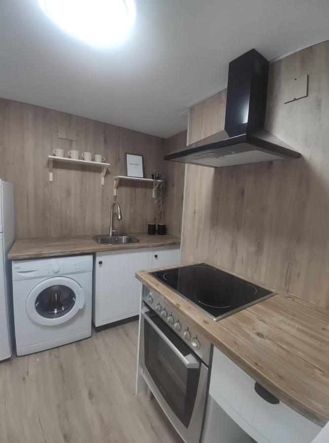 Apartamento Cameros Хака Екстер'єр фото