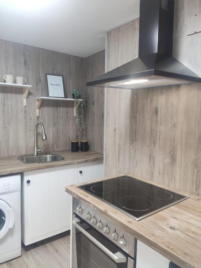 Apartamento Cameros Хака Екстер'єр фото